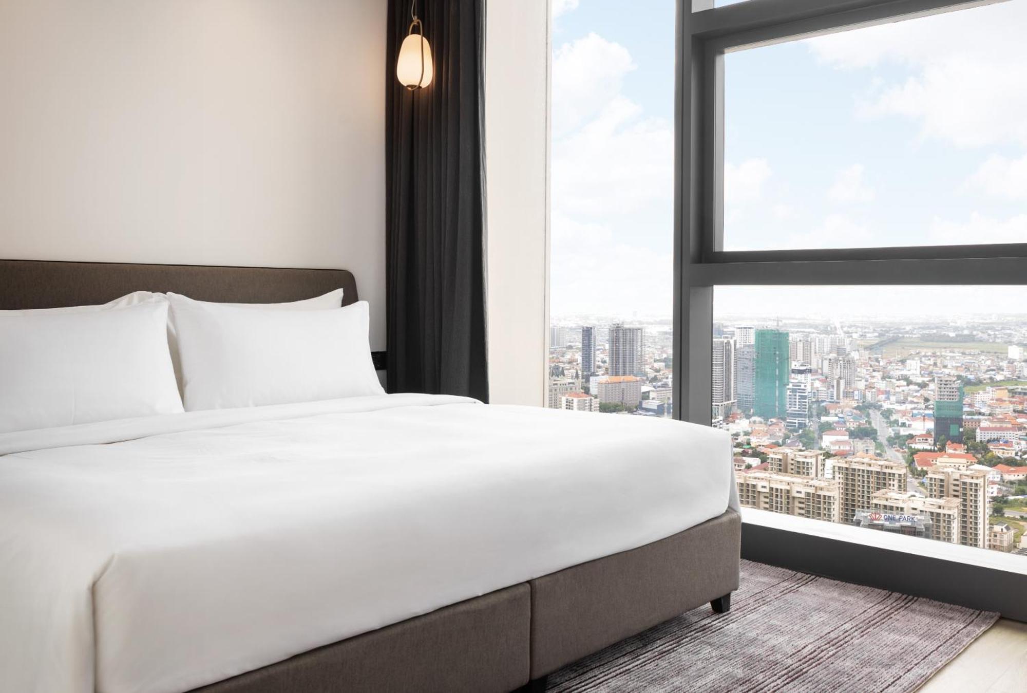 Citadines Flatiron Phnom Penh Hotel ภายนอก รูปภาพ